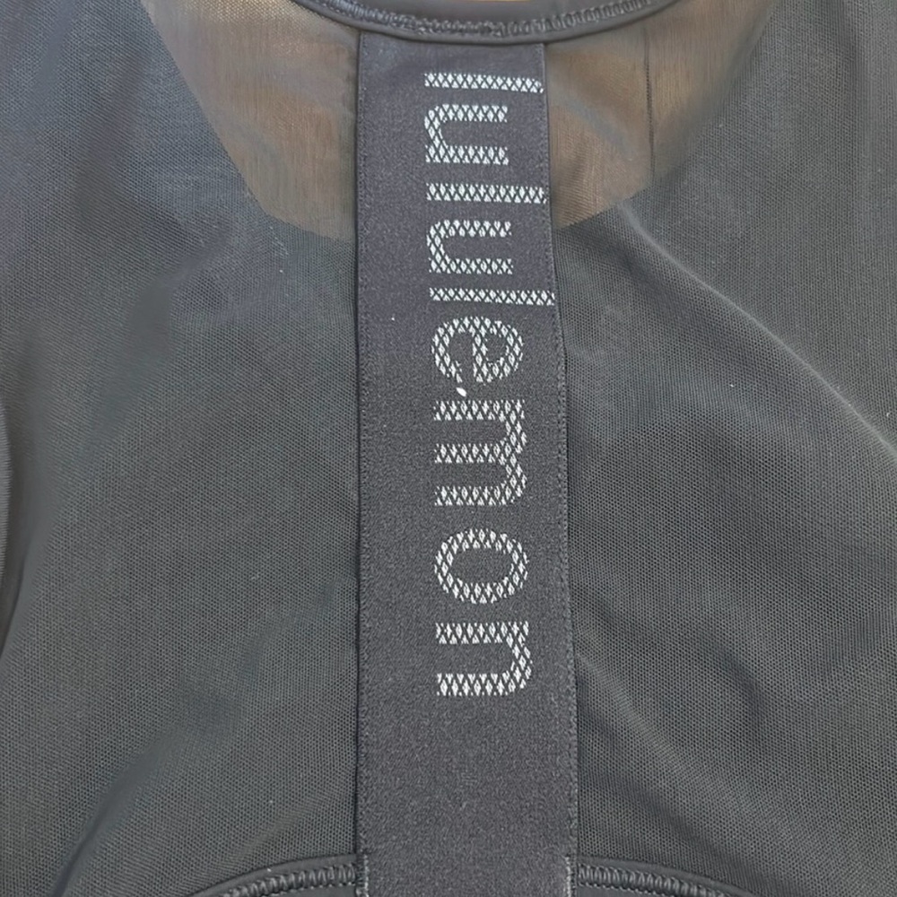 Lululemon Athletica Mesh-Back Training
Cropped Tank Top Sz 14 XL Graphite Gray - Picture 6 of 8